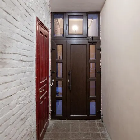 Апартаменты Alfa Ivana Franka 35