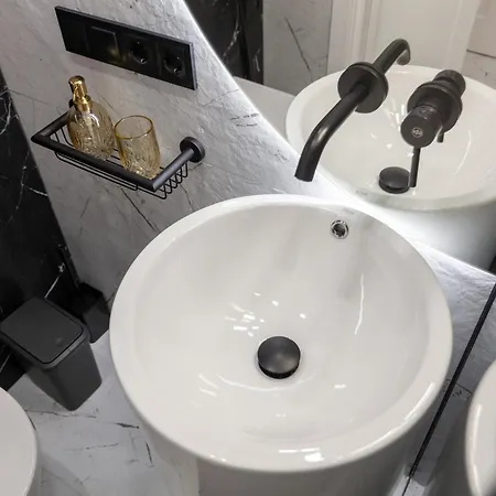 Alfa Ivana Franka 35 Львів