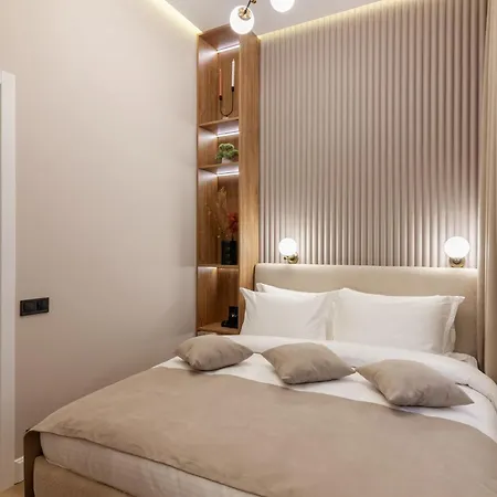 Alfa Ivana Franka 35 *